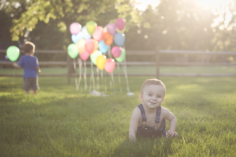 Paul Birthday balloons and bubbles-0352